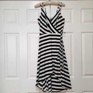 Vince Camuto Black & White Cute Striped Knit Fitted Dress, S